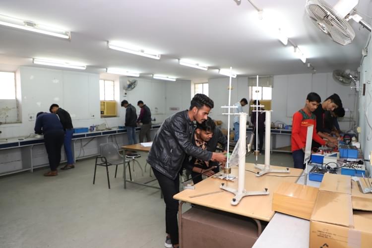 Rajasthan Swayat Shasan Mahavidyalaya Jaipur Campus Life photo 17